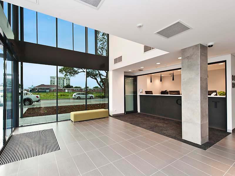 Quest Rockingham Aparthotel Exterior foto